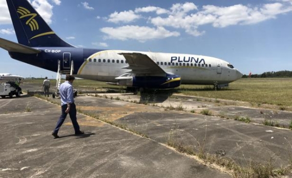 Venden aviones de Pluna como chatarra !
