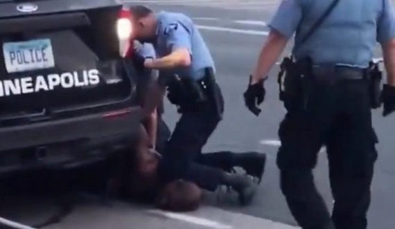 ¿Cuál fue tu primera reacción al ver el video del policía blanco arrodillado en el cuello de George Floyd mientras Floyd gritaba "no puedo respirar"?